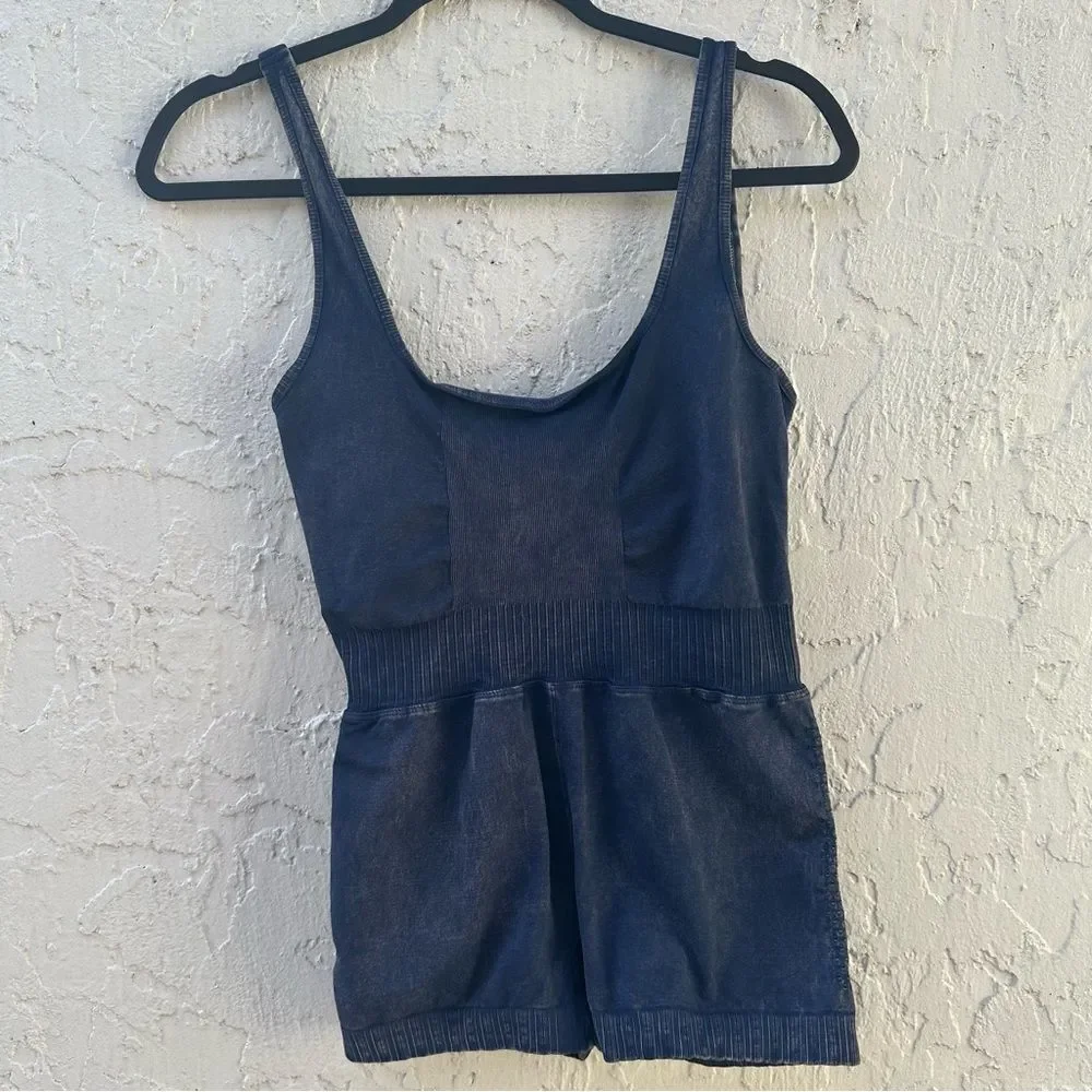 FREE PEOPLE Movement Romper Runsie Women Size M/L Good Karma Gray Yoga Athletic - Picture 2 of 9